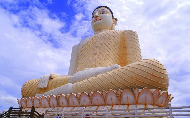 Buddha in Aluthgama - Tallest And Most Majestic Statues In The World