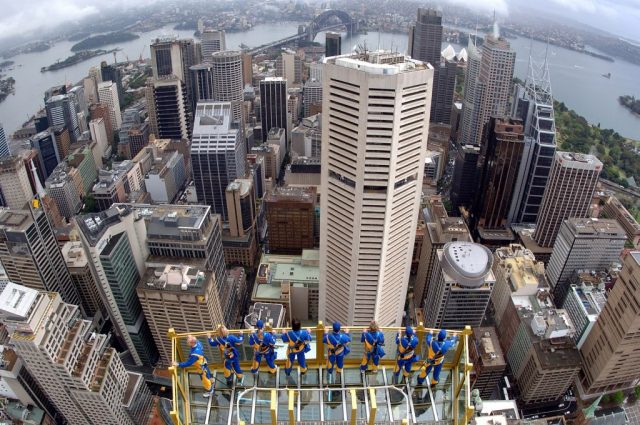 Sydney Skywalk - The World’s Tallest and Scariest Skywalks
