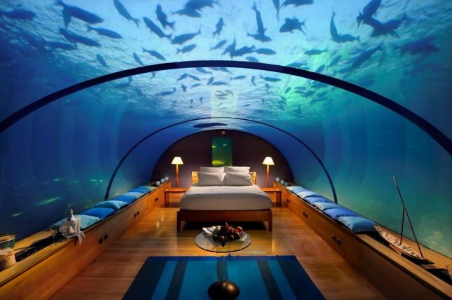 Poseidon Undersea Resort, Fiji